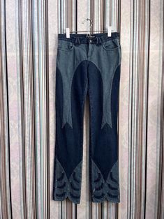 Shipping:Express  Item details & Check measurements  Tag  :LONDON JEAN Tag size  : O  Waist                        :26 " inches  Lenght ( Outseam) : 40.5"inches Lenght ( Inseam)    : 33"inches  Thigh                :9.5 "(19") inches Front Rise          :8 " inches  Leg Opening     : 7"(14")inches Please leave your phone number on the note when making an order, as the shipping company needed for delivery process. ITEM IN GOOD USED CONDITION.  NO STAINS AND NO HOLE FOUND.   PLEASE REFER PHOTO.CON Dark Wash Fitted Flare Jeans For Rodeo, Fitted Dark Wash Flare Jeans For Rodeo, Denim Flare Jeans For Rodeo, Fitted Denim Flare Jeans For Rodeo, Western Style Denim Flare Jeans For Rodeo, Denim Flare Jeans For Rodeo In Fall, Fall Flare Denim Jeans For Rodeo, Mid-rise Denim Flare Jeans For Rodeo, Dark Wash Denim Flare Jeans For Rodeo