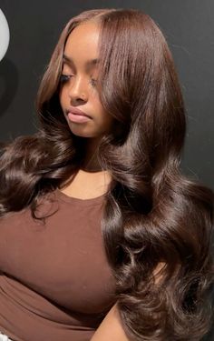 Brown hair Auburn Brown With Money Piece, Brown Hair Black Girls Natural Hair, Brown And Reddish Hair, Black Women With Chocolate Brown Hair, Cute Hair Colors Brown, Chocolate Brown Dark Hair, Dyed Chocolate Brown Hair, Brown Hair Weave Black Women, Reddish Brown Hair Color Ideas