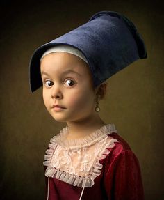 <div class="meta "><span class="caption-text ">Photographer Bill Gekas recreates famous paintings by Old Masters like Vermeer, Rembrandt, and Raphael - but with his young daughter posing as the subject. The results are stunning (and a little uncanny).  (Bill Gekas/ http://www.billgekas.com)</span></div> 17th Century Paintings, Father Daughter Photography, Classic Portraits, Digital Photography School, Tim Walker, Australian Photographers, Johannes Vermeer, Fine Art Portraits, Classic Paintings