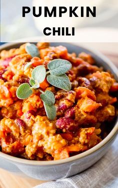 The best ever Pumpkin Chili recipe is here! This one pot, Dutch oven classic is loaded with beef, beans, and fall spices. An easy stovetop meal that's perfect for a harvest feast or a cozy night in. Slow Cooker Pumpkin, Fall Spices, Best Pumpkin, Cold Nights, 30 Minute Meals