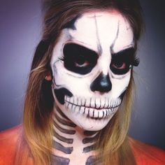 Men Skeleton Makeup, Half Skull Makeup, Theater Makeup, Diy Skeleton, Scarecrow Makeup