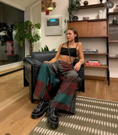 Olivia Hirst, Bing Chilling, Oufits Casual, Body Outfit, Fire Fits, Mood Board Fashion, Alternative Outfits, Types Of Fashion Styles, Festival Outfits