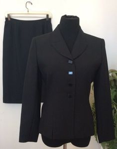 A8). Very nice corporate Suit Black Le Suit women’s 100% polyester 2 piece skirt suit size 4P. Jacket features front button closure. No front pockets. Black inner lining with shoulder pads for perfect fit. No vent opening. Skirt has back zipper and hook closure. Side bottom vent opening. No sides or back pockets. Black inner lining for comfort. Note: all measurements are +/-2 inches. Please see and enlarge pictures for details. Excellent preowned condition. Please review measurements below. Jack 2 Piece Skirt, Le Suit, Suit Black, Career Woman, Skirt Suit, Shoulder Pads, Suits For Women, 2 Piece, Women's Blazer