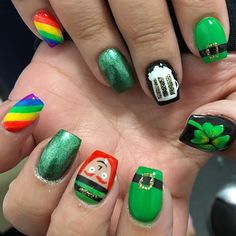 19 St. Patrick's Day Nails That Will Have You Feeling Lucky St Nails For St Patricks Day, St Patricks Day Nail Art, Irish Nails, St Patrick's Day Nails, Scarecrow Nails, Fly Nails, St Patricks Day Nails, Watermelon Nails, Festive Nail Art