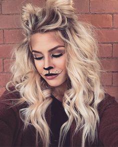 Cute Wolf Makeup Halloween, Womens Lion Makeup, Lion Face Makeup Halloween, Cute Lion Makeup Halloween, Easy Lepord Makeup Halloween, Leopard Cat Makeup Halloween, Women Werewolf Makeup, Dog Face Makeup Woman, Easy Animal Halloween Makeup