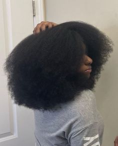 Blowout Hairstyles Black Women 4c, Blown Out Hair Black Women, Long Natural Hair Black Women, 4c Blowout, 4c Blowout Hairstyles, Black Hair 4c, Natural Hair 4c, Black Women Natural Hair, Fast Hair Growth Oil