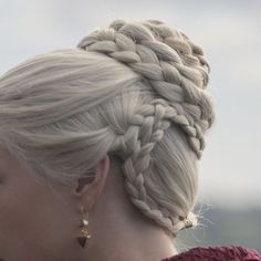 Targaryen Hair Aesthetic, Rhaenyra Targaryen Hair, Rhaenyra Targaryen Aesthetic, Rhaenyra Targaryen, Fantasy Hair