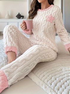 2pcs Winter Women's Fleece Pajama Set, Cute Star Pattern Casual Loungewear Outfit Multicolor Casual-Woman  Long Sleeve Knitted Fabric Plain  Non-Stretch Winter Women Sleep & Lounge, size features are:Bust: ,Length: ,Sleeve Length: Loungewear Outfit, High Waisted Pants Outfit, Colorblock Pants, Plus Lingerie, Star Embroidery, Fleece Pajamas, Pant Sets, Womens Pyjama Sets, Round Neck Tops