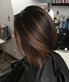 Highlights Brown Hair Balayage, Dark Ombre Hair, Light Brown Highlights, Chocolate Brown Hair Color, Medium Bob, Brown Hair Balayage, Low Lights Hair