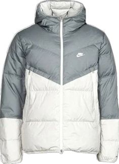 Winter Sportswear Puffer Jacket For Outdoor, White Down Puffer Jacket For Cold Weather, Winter Sportswear Puffer Jacket For Cold Weather, Sporty White Outerwear With Fleece Lining, White Quilted Down Outerwear, Winter Sportswear Puffer Outerwear, White Winter Sports Puffer Jacket, White Sports Outerwear With Fleece Lining, Sporty Puffer Jacket With Fleece Lining