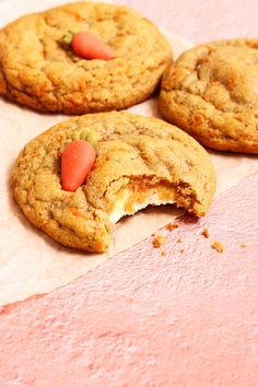 Carrot cake cookies stuffed with cream cheese frosting The Best Carrot Cake, Cookies Stuffed, Cream Cheese Ball, Fresh Carrots, Carrot Cake Cookies, Carrot Cake Cupcakes, Best Carrot Cake, Food Scientist, With Cream Cheese Frosting