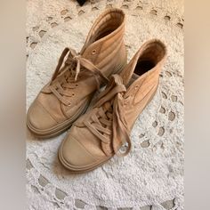 Literally Only Worn Once For Fall Pictures! Basically Brand New Spring Low-top Boots With Cushioned Footbed, Beige Suede High-top Sneakers With Round Toe, Spring Beige High-top Sneakers With Round Toe, Beige Low-top Spring Boots, Beige Low-top Boots For Spring, Casual Beige Suede High-top Sneakers, Spring Suede Low-top Boots, Spring Low-top Suede Boots, Fall Brown Boots