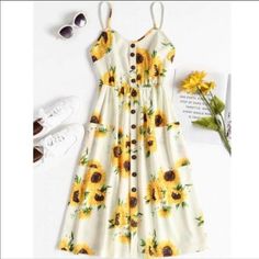 Sunflower Print Dress With Button Details And Two Front Pockets, Nwt. Cotton, Spandex. Floral Print Dress Summer, Sundress Dress, Print Midi Dress, Sunflower Print, Printed Midi Dress, Types Of Dresses, Boho Floral, Outfits Casuales, Cute Dresses