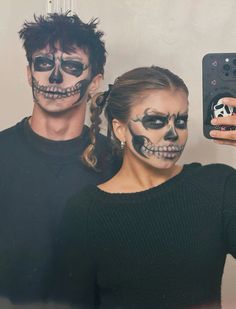 Couples skeleton face paint #halloween #halloweencouple #facepaint #costume #skeleton #sugarskull #spookyseason #couplephoto #photoshoot #aesthetic Skull Face Couple Costume, Skeleton Couple Halloween Costume, Mens Skeleton Makeup With Beard, Skeleton Makeup Halloween Men, Halloween Face Makeup Couples, Skeleton Men Makeup, Skeleton Makeup On Men, Skeleton Boy Makeup, Skull Makeup Halloween Men