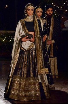 sabyasachi 2016                                                                                                                                                                                 More Bridals Pakistani, Joseph Radhik, Wedding Trunk, Lakme Fashion Week 2016, Sari Fashion, Kashmiri Embroidery, Lehenga Pattern, Outfit Suit