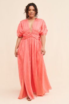 Plus Size Clothing Rental | Nuuly