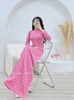 🌸 Material: Lụa gấm. Stretchy level: 2/10 🌸 The measurement of this ao dai is in Vietnamese size. American size tends to be bigger for the same size. Please look at the SIZE CHART CAREFULLY before ORDERING. There might have some chalk writings on the fabric, these marks can be washed away. 🌸 No returns or exchanges. Buyer can contact seller about any issues with an order. 🌸 Follow us Facebook/aodaiemily www.aodaiemily.com 💜 Thank you very much💜 Pink Fitted Long Ao Dai, Long Fitted Pink Ao Dai, Traditional Pink Long Sleeve Ao Dai, Pink Fitted Long Sleeve Ao Dai, Long Dress Simple, Tulip Pattern, Dress Simple, Fort Worth, Dress Clothes For Women