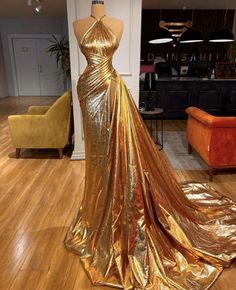 Valdrin Sahiti - Gold Dresses 2021 #valdrinsahiti #fashion #moda #dress #vestido #gown Deleted Pins, Champagne Prom Dresses, Dresses Haute Couture, Royal Coronation, Champagne Prom Dress, Vintage Champagne, Vestidos Vintage