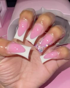 Duck Nails Birthday Set, Pink Duck Nails French Tip, Short Acrylic Duck Nails, Duck Shaped Nails, Fye Nails, Acrylic Nails Ideas, Punk Nails, Pink Ombre Nails, Duck Nails