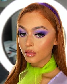 Daphne From Scooby Doo Makeup, Scooby Doo Face Paint, Velma Makeup Look, Daphne Costume Makeup, Daphne Scooby Doo Makeup, Daphne Makeup Scooby Doo, Daphne Blake Makeup, Daphne Makeup, Daphne Blake Costumes