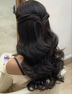 Hair Updos Easy, Updos Easy, Icona Ios, Hairstyles 2024, Guest Hair, Quince Hairstyles, Hairstyles For Layered Hair, Prom Hairstyles For Long Hair, Wedding Hair Inspiration