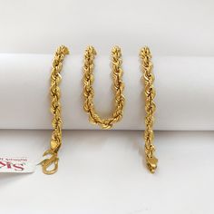 "Please contact us for any discounts or offers that are available on this item. We take absolute care of precious jewels are packed well so that there is no damage to the product. Your item will arrive in an elegant box, ideal for gifting to someone special. The weight of this chain in 18Kt Solid Gold & 22 Inches length :- 23.650 Grams Approximately Please Note :- Weight & price will vary depending upon the length required. Handling Time: We take handling time of 10 Business Days from th 22k Gold Link Chain Jewelry, Traditional Gold Chain Jewelry For Wedding, Traditional Gold Plated Chain Jewelry, Traditional Gold Plated Chain Necklace, Traditional Gold Chain Jewelry For Gift, Traditional Gold Chain Necklace For Formal Occasions, Traditional Formal Jewelry With Chain, 22k Gold Link Jewelry Gift, Traditional Gold Chain Jewelry For Formal Occasions