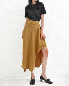 Non-stretch Solid Color Summer Pencil Skirt, Versatile Pleated Summer Skirt, Versatile Summer Skirt, Versatile Relaxed Summer Mini Skirt, Versatile Solid Color Midi Skirt, Summer Solid Color Midi Pencil Skirt, Versatile Midi Skirt For Summer, Versatile Relaxed Mini Skirt For Summer, Versatile Relaxed Summer Skirt