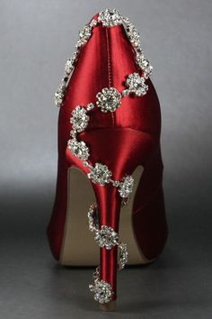 DIY Red Heels for Wedding Shoes Diy Heels, Hak Tinggi, Prom Heels, Red High Heels, Satin Heels, Red High, Prom Shoes, Red Heels, Fabulous Shoes