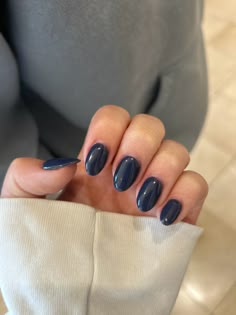 navy nails, almond nails Navy Nails Almond, Dip Nail Colors, Sns Nails, Casual Nails, New Nails, Nails Almond, Dipped Nails, Nails Summer