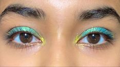 Colourful Makeup Aesthetic, 2000s Eye Makeup, Eye Shadowing, Colourful Eye Makeup, Bird Makeup, Telescopic Mascara, Funky Makeup, Dope Makeup