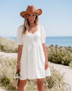 Layla White Sweetheart Mini Dress - Magnolia Boutique White Dresses Casual, Romantic White Dress, White Dress Short, Bridal Events, Statement Outfit, Elegant Heels, Brimmed Hat, Bridal Event, White Short Dress