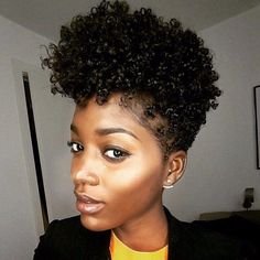 Are You Thinking About A Tapered Fro Check Out These 16 Styles [Gallery] Read the article here - http://www.blackhairinformation.com/general-articles/playlists/are-you-thinking-about-a-tapered-fro-check-out-these-16-styles-gallery/ Tapered Fro, Cute Short Natural Hairstyles, Afro Look, Tapered Afro, Flat Twists, Tapered Natural Hair, Natural Hair Cuts, Tapered Hair, Tapered Haircut