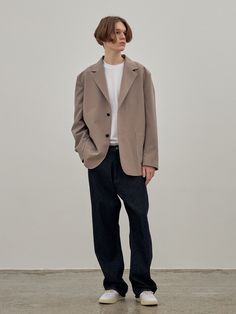 Editor's NotesPerfect jacket in a relaxed silhouette.It is easy to layer and even easier to love.- Single breasted jacket- Relaxed fit- Three non-functioning buttons at cuffs- Drop shouldersMeasurements(in.)1/2- Total length: 28.65in./29.53in.- Shoulder: 20.29in./20.87in. - Chest: 23.83in./24.02in.- Sleeve length: 24.83in./25.2in.Model Size Wearing 2Height - 6’ 06”Bust - 33.46 in.Waist - 26 in.Hips - 35.43 in. Composition & Care- 100% Polyether- Dry cleanDesigner- by endoor Business Outerwear With Welt Pockets And Relaxed Fit, Classic Everyday Blazer With Hidden Button Closure, Classic Tailored Everyday Blazer, Classic Tailored Blazer For Everyday Wear, Casual Blazer With Concealed Placket For Work, Classic Tailored Blazer, Modern Relaxed Fit Outerwear For Business Casual, Classic Single-breasted Sport Coat For Everyday, Classic Relaxed Fit Outerwear For Work