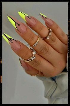 Pointy Nails Designs Summer, Bright Yellow Nails Design, Bright Nail Tips, Bright French Tip Nails, Spring Nails Stiletto, Yellow French Nails, Air Brush Nails, Yellow French Tip Nails, Bright Yellow Nails