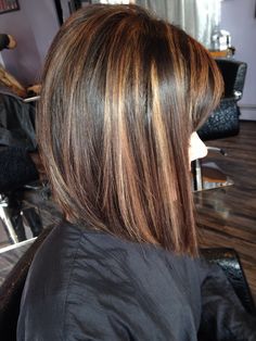 Brown Hair With Caramel Highlights, Short Hair Highlights, Dark Brunette Hair, Brown Hair With Blonde Highlights, Caramel Hair, Caramel Highlights, Brunette Balayage Hair, Balayage Hair Blonde, Brown Blonde Hair