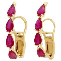 These beautiful stud earrings are handmade in 18K gold and set with 1.88 carats of ruby. FOLLOW MEGHNA JEWELS storefront to view the latest collection & exclusive pieces. Meghna Jewels is proudly rated as a Top Seller on 1stDibs with 5 star customer reviews. All items manufactured by us are handmade and can be customized or redesigned. Composition Size-21X3 MM Total Weight-3.028 Gold Weight(Gms)-2.652 Ruby Wt(Cts)-1.88 Luxury Ruby Meenakari Earrings, Ruby Stud Earrings, Ruby Earrings Studs, Designer Handmade Jewellery, 18k Gold Earrings, July Birthstone Jewelry, Ruby Gemstone, Designer Jewelry, Solid Yellow