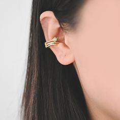 ★ High quality real gold plated brass earring clips, color not easily tarnish, lead nickel free ★ Size: 16x15.5x9mm Quantity: 2pcs Color: gold  Material: gold plated brass  ❤ More gold plated brass items here: ❤ https://www.etsy.com/shop/Nbeads?search_query=GB ❤ More metal findings(brass, silver, alloy etc.) here: ❤ https://www.etsy.com/shop/Nbeads?section_id=6656259 Adjustable Gold Plated Ear Cuff, Trendy Gold Ear Cuff With Ear Wire, Gold Single Ear Cuff, Adjustable Gold Plated Single Ear Cuff, Adjustable Single Gold Plated Ear Cuff, Adjustable Gold Pierced Ear Cuff, Adjustable Gold Clip-on Cartilage Earrings, Adjustable Gold Clip-on Ear Cuff, Adjustable Gold-plated Tarnish-resistant Ear Cuff