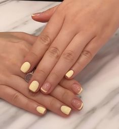 Very Short Painted Nails, Yellow Nails Short Natural, Yellow Dip Nail Ideas, Yellow Gel Nails Short, Extremely Short Nails, Short Nails Yellow, Yellow Short Nails, Yellow Nails Short, Short Yellow Nails