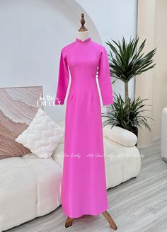 🌻Material: Lụa vân gỗ 🌻Stretchy level: 2/10 🌻 The measurement of this ao dai (long dress) is in Vietnamese size (American size tends to be bigger for the same size). Please LOOK AT THE SIZE CHART CAREFULLY BEFORE ORDERING. There might have some chalk writings on the fabric due to making process. These marks can be washed away easily. 🌻🌻No returns or exchanges Buyer can contact seller about any issues with an order. 🌸 Follow us Facebook/aodaiemily22 www.aodaiemily.com 💜 Thank you very much Elegant Floor-length Fitted Ao Dai, Elegant Formal Ao Dai Maxi Length, Elegant Formal Maxi Length Ao Dai, Elegant Maxi Length Ao Dai For Formal Occasions, Formal Floor-length Fitted Ao Dai, Formal Fitted Floor-length Ao Dai, Elegant Floor-length Ao Dai For Banquet, Fitted Long Sleeve Ao Dai For Ceremony, Elegant Long Sleeve Ao Dai For Wedding