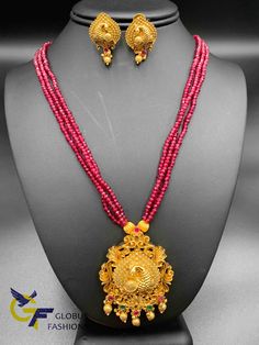 Peacock design antique look design pendant set with natural ruby beads chain Handmade jewelry Silver plated jewelry One gram gold jewelry Official Website globusfashions.com 🌸 S H O P . M O R E . S T Y L E S 🌸 https://www.etsy.com/shop/Globusfashions Necklaces - https://www.etsy.com/shop/Globusfashions?section_id=18712263 Bracelets - https://www.etsy.com/shop/Globusfashions?section_id=18969767 Pendant Sets - https://www.etsy.com/shop/Globusfashions?section_id=18707402 Tikka - https://www.etsy. Festive Red Peacock Design Necklace, Traditional Ruby Beaded Necklace, Gold Brass Jewelry With Peacock Design, Antique Peacock Design Jewelry For Wedding, Gold Kundan Peacock Pendant Necklace, Ruby Round Beads Temple Jewelry Necklace, Temple Style Ruby Beaded Necklaces, Traditional Ruby Beaded Necklace As Gift, Gold Ruby Necklaces With Polished Beads