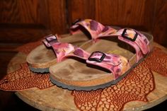 Birkenstock beautiful pair of brand new in box vintage pink batik awesomeness in a sandal. Sweet and stylish with the normal width footbed. Ready for a new adventure, so why not make them yours today? Women's size 42 M width Birkenstock Papillio, Rose Vintage, New Adventures, Strappy Sandals, Gladiator Sandals, Vintage Pink, Women's Shoes Sandals, Birkenstock, Batik