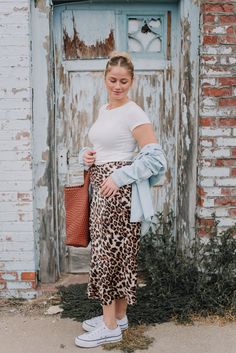 LEOPARD MIDI PENCIL SKIRT- ELASTIC WAISTBAND Midi Pencil Skirt, Hair Accessories Gift, Midi Skirt Pencil, Hat Hairstyles, Jean Jacket, Pencil Skirt, Pencil, Top Outfits, Tops & Tees