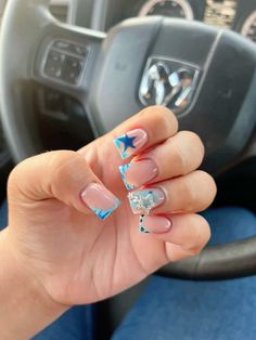 Nail Idea Short Acrylic, Cute Short Nail Inspo French Tip, 22 Birthday Nails Art Ideas, Blue Shorties Nails Square, 90s Short Nails, Blue Nails With Design Short, Nail Art On Blue Nails, Nails Square Short Design, Chunky Short Nails