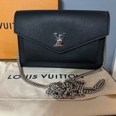 Authentic Louis Vuitton Bought In Charlotte North Carolina. Comes With Original Boxes,Dust Bags And Proof Of Purchase. Used Once For A Wedding And Been Stored In Original Packaging Since Louis Vuitton Felicie Pochette, Louis Vuitton Mm, Louis Vuitton Felicie, Louis Vuitton Pallas, Louis Vuitton Speedy Bandouliere, Louis Vuitton Pochette Metis, Louis Vuitton Crossbody Bag, Louis Vuitton Multi Pochette, Louis Vuitton Crossbody