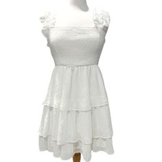 Byinns Women's Mini Dress Square Neck Lace Short Puff Sleeve Dress-White-Small Brand New With Tags Measurements: Pit To Pit: 14" Front Length, Shoulder To Hem: 34" Back Length, Neck To Hem: 34" Chic White Mini Dress With Smocked Bodice, White Smocked Mini Dress, White Dresses With Smocked Bodice, Feminine White Mini Dress With Smocked Bodice, White Mini Dress With Smocked Bodice For Brunch, White Knee-length Dress With Smocked Bodice, White Mini Dress With Smocked Bodice, White Smocked Bodice Mini Dress, White Ruffled Knee-length Sundress