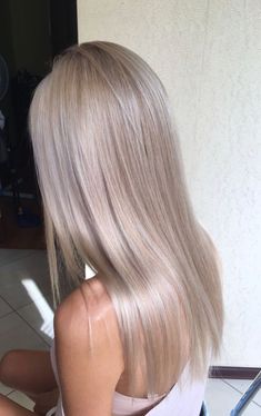 Blonde Hair Color For Red Skin Tone, Blonde Hair What To Ask For, Milky Blonde Highlights, Platunim Blonde Hair, Cold Blonde Hair Ash, Beige Hair Color Ash Blonde, Icy Platinum Blonde Hair With Lowlights, Muted Blonde Hair, Ash Blonde Extensions