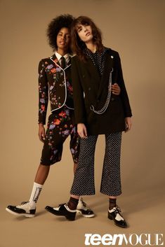 Androgynous Prom Outfits, Nonbinary Prom Outfit, Androgynous Formal Wear, Women Prom Suit, Punk Prom, Queer Prom, Prom Suit, The Prom, Best Prom Dresses