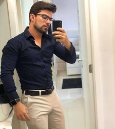 Mens Dress Outfits, Taking A Selfie, Vest Outfit, Stylish Men Casual