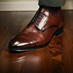 Leather Oxfords For Groom With Round Toe, Classic Fitted Dress Shoes For Groom, Classic Leather Dress Shoes For Groom, Classic Leather Oxfords For Groom, Classic Dress Shoes With Round Toe For Groom, Classic Round Toe Dress Shoes For Groom, Leather Wedding Dress, Mens Derby Shoes, Dress Shoes For Men