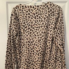 This Is A Brand New Leopard Print Blouse Chic Leopard Print Long Sleeve Tops, Chic Long Sleeve Leopard Print Top, Leopard Print Long Sleeve Tops For Day Out, Long Sleeve Leopard Print Top For Day Out, Leopard Print Blouse, Print Blouse, Printed Blouse, Leopard Print, Top Blouse